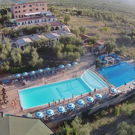 Prázdninový areál Villaggio Mare Blu