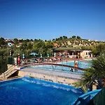 Villaggio Mare Blu 3* Βιέστε