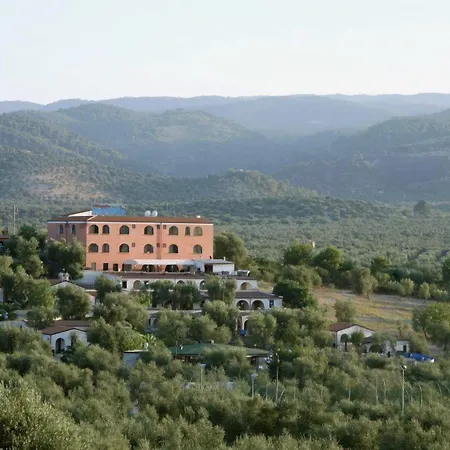 منتزه العطل Villaggio Mare Blu