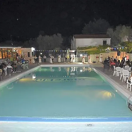 Villaggio Mare Blu База отдыха Вьесте