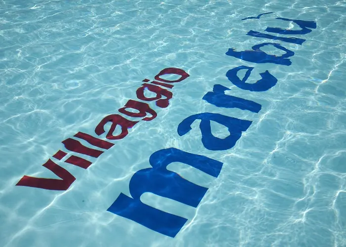 Aldeamento Turístico Villaggio Mare Blu 3*